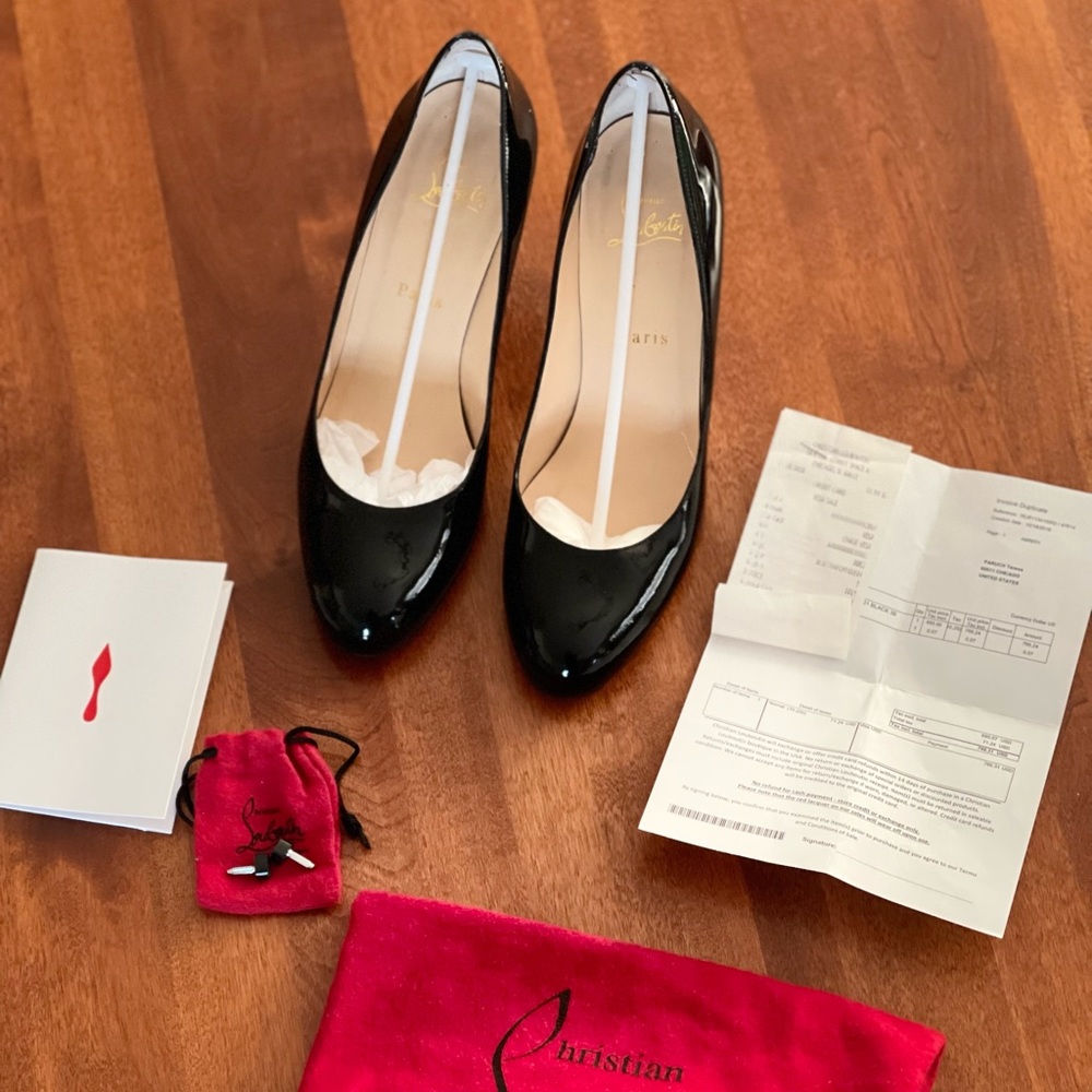 FIRM - 🔥24 HR SALE Christian Louboutin Simple Pump 70 Black Patent